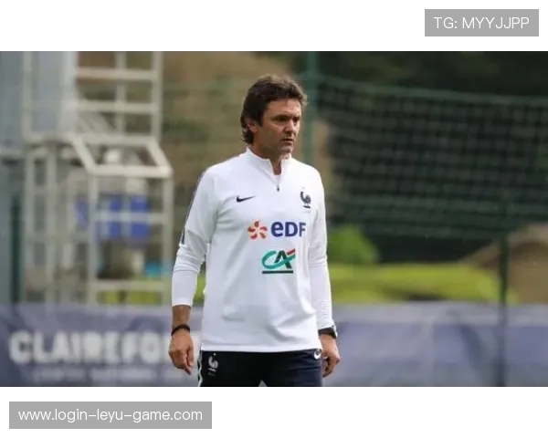 卡马文加：高位逼抢体系中的关键连接点解析