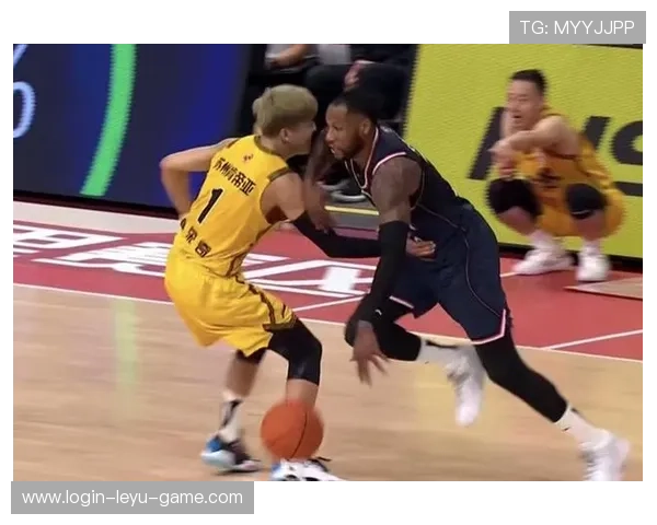 战术犯规有哪些常见误区？裁判判罚标准全解析