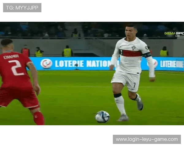 拖延时间的判罚依据与裁判黄牌处理标准